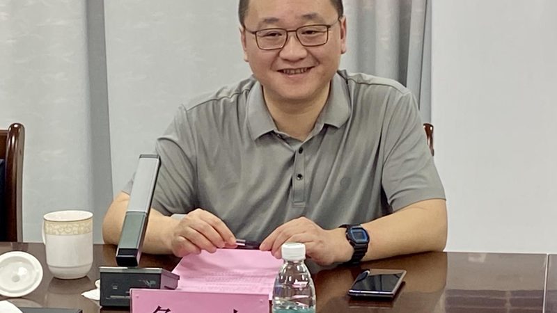 揭秘电子科技公司设备参数对比：优缺点解析